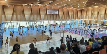 Inauguração do pavilhão municipal da Amora / PEL Amora