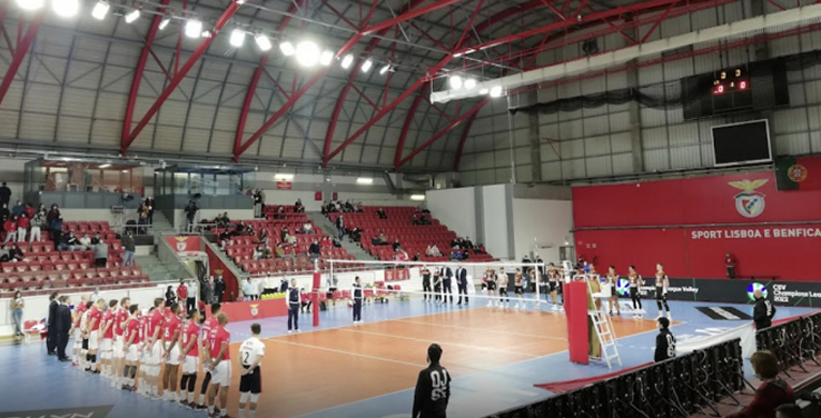 BENFICA com Champions League adiada