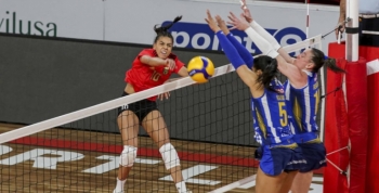 Benfica perde 1ª mão do play-off Feminino